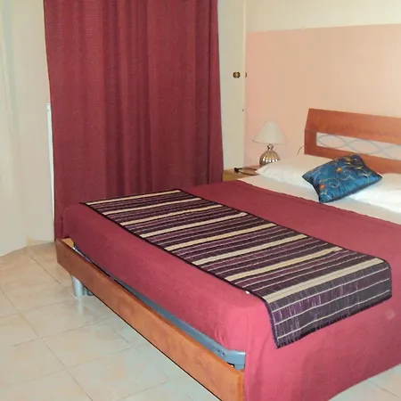 Bed & Breakfast Mirage 2*