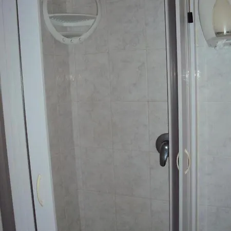 ベッド・アンド・ブレックファスト Mirage