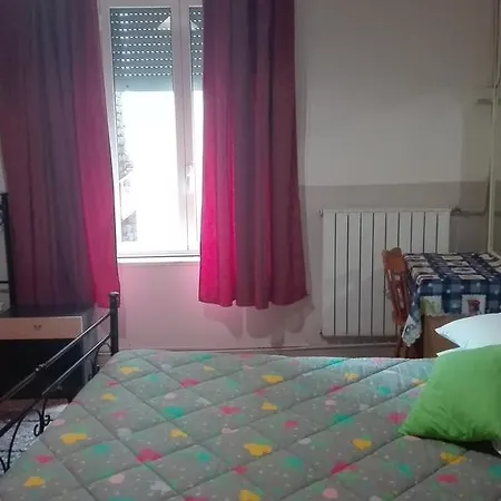 Mirage Bed and Breakfast 2*