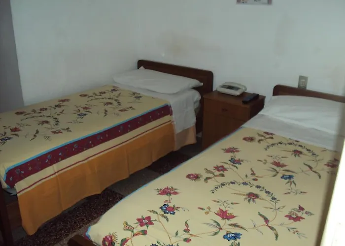 住宿加早餐酒店 Mirage 墨西拿