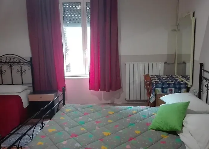 Mirage Bed & Breakfast 2*