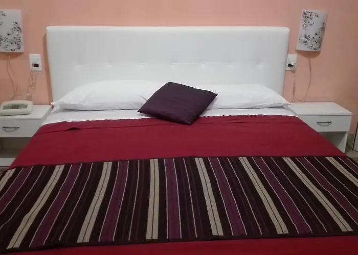 住宿加早餐酒店 Mirage 墨西拿