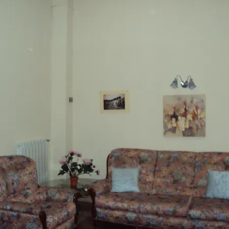 Bed & Breakfast Mirage 2*